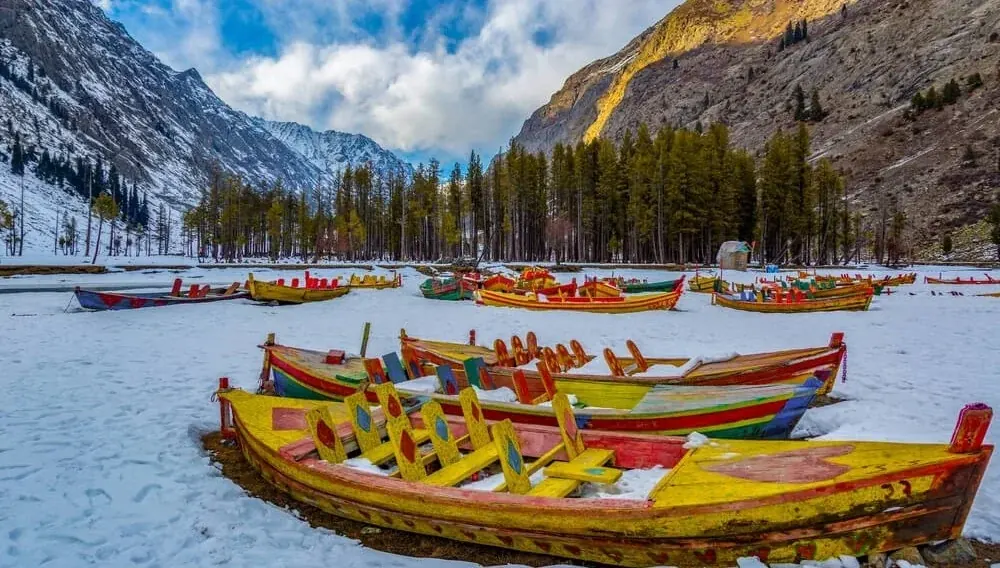 4 Days Trip to Neelum, Ratti Gali and Arang Kel photo