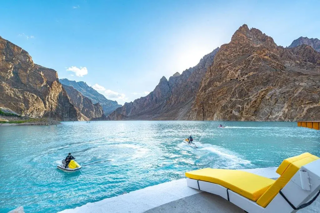 5 Days Trip to Hunza, Naltar Valley & Khunjrab Pass photo